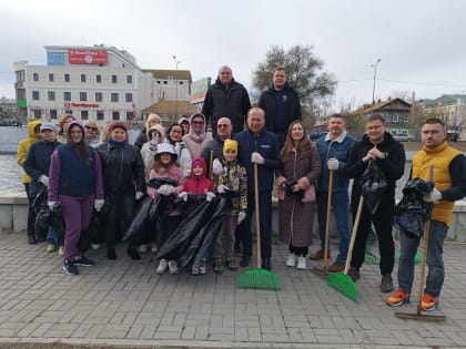 В Астрахани началась пора субботников