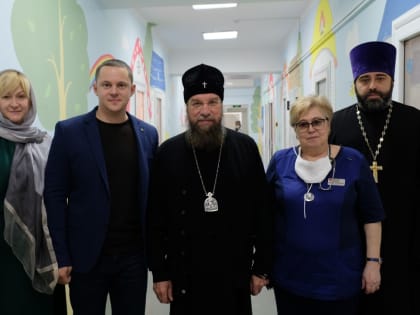 Паллиативное отделение Областной детской клинической больницы им. Наталии Силищевой посетил митрополит Астраханский и Камызякский Никон
