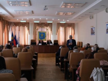 Астраханских предпринимателей призывают украсить фасады их зданий к 9 Мая