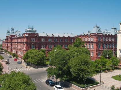 Из 8-и претендентов на должность астраханского министра ЖКХ осталось 4