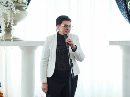 Инна Ирдеева поздравила с 25-летием региональную сестринскую ассоциацию