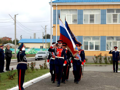 Астраханские первокурсники казачьего кадетского корпуса дали торжественное обещание кадета стать надежными защитниками Родины