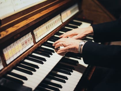 Национальный колорит Астрахани: памятники, мавзолеи и другие объекты