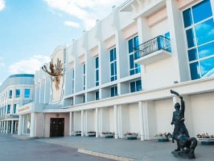 На сцене Астраханского ТЮЗа впервые поставят спектакль «Алиса в стране чудес»