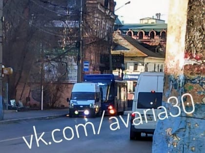 Водители маршруток пытаются мешать новым автобусам