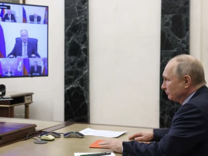 Путин обсудил Каспий и проходящий через Астрахань транспортный коридор