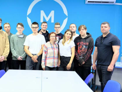 Студенты из Астраханского колледжа вычислительной техники протестировали электронную систему «Единой России»