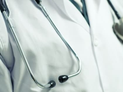 С февраля астраханские медработники будут получать специальную соцвыплату