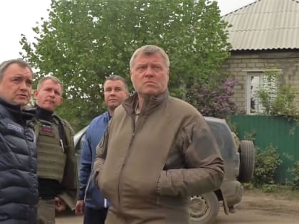 Астраханский губернатор лично проверил ход восстановительных работ в ЛНР