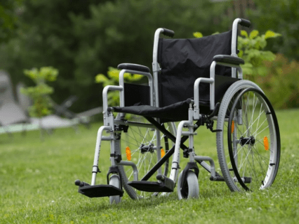 В Астраханской области оформлено около 500 электронных сертификатов на технические средства реабилитации