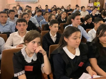 В школах Приволжского района прошёл цикл мероприятий по воссоединению Крыма с РФ