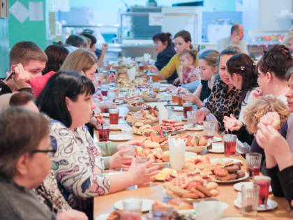 Новогоднее чаепитие жителей с Игорем Седовым