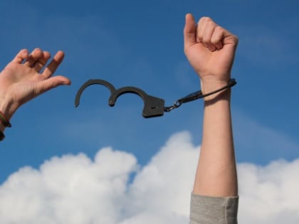 Астраханка заплатила 150 тысяч, чтобы не попасть за решетку