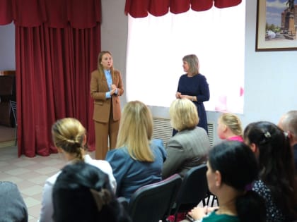 Заместитель председателя Городской Думы Лилия Иванова посетила праздничное мероприятие в центре «Здравушка»