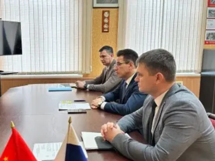 В Астраханскую область планируют поставлять промышленные товары из Китая