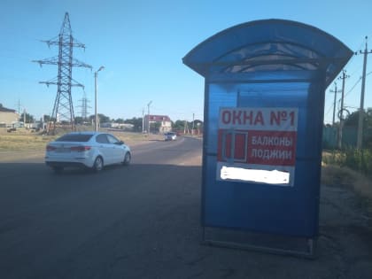 Во что превратились остановки, установленные в Астрахани в прошлом году