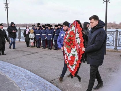 «Единая Россия» приняла участие в праздничных мероприятиях, посвящённых Дню защитника Отечества