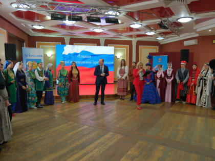 В Астрахани прошел фестиваль национальных костюмов «Этно-подиум»