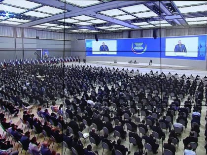 Астраханский губернатор выступил перед лидерами России и Узбекистана