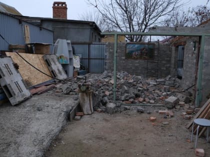 В Астрахани демонтируют очередной самострой