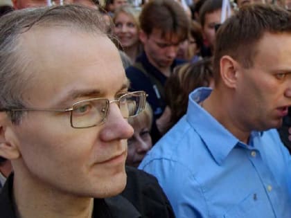 Астраханский депутат проголосовал против выдвижения Путина на выборах 2024 года