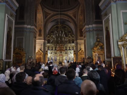 Глава Астраханской области поздравил жителей региона с Рождеством Христовым