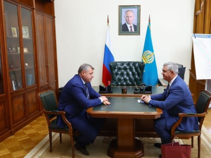 Астраханский губернатор встретился с новым представителем российского МИДа