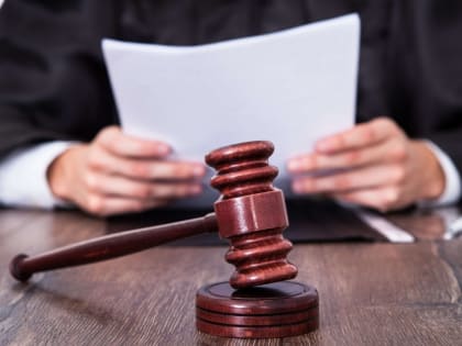 Главу астраханского сельсовета осудили за аферу с трудоустройством родственника