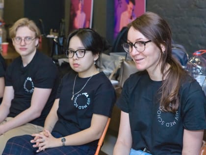 «Я не боюсь об этом говорить». В Москве прошла школа молодых врачей в СПИД.ЦЕНТРе