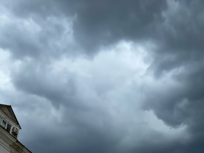 В Астрахани прошёл ливень с градом