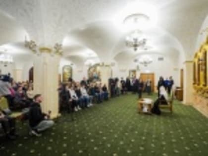 Святейший Патриарх Кирилл встретился с юными спортсменами Донбасса