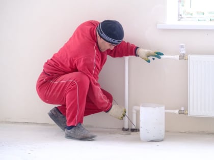 Глава района проверил ход строительства социально значимых объектов на территории города