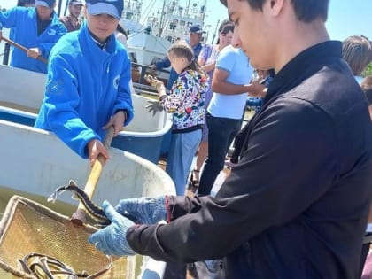 Воспитанник енотаевского приюта участвовал в эколого-просветительском проекте