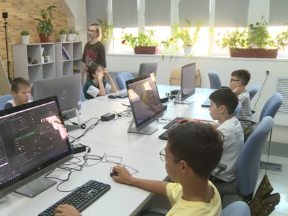 Как юные астраханцы с пользой проводят каникулы в региональном школьном технопарке