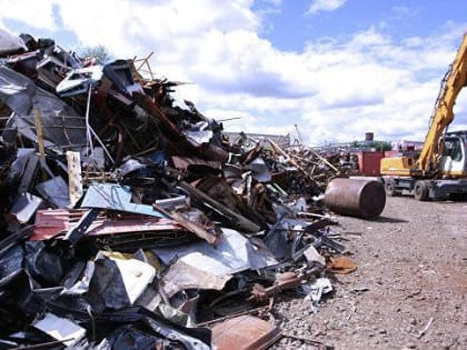 Астраханец рядом с центром города занимался нелегальной скупкой металла и заработал миллионы