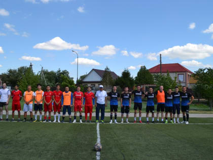 На стадионе ДЮСШ встретились футбольные команды мусульманских организаций