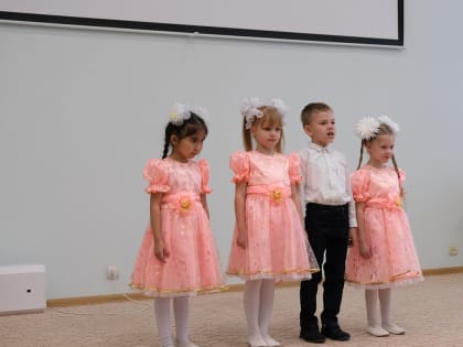 В администрации района чествовали одаренных детей