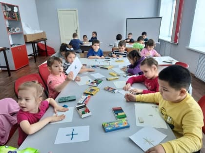 Дети изучили технику лепки