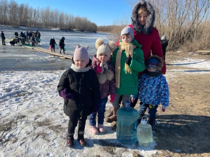 Воспитанники центра «Вера» отметили Крещение