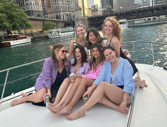 Book July 4th Boat Rentals in Chicago