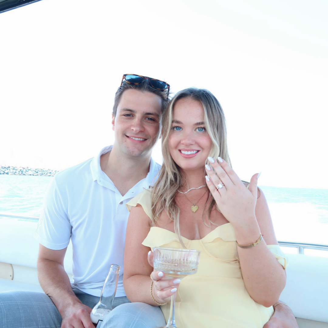 Yacht experience with Chicago skyline in the background