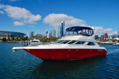 rent a 48ft Sea Ray Flybridge Yacht for a luxury boat rental in chicago