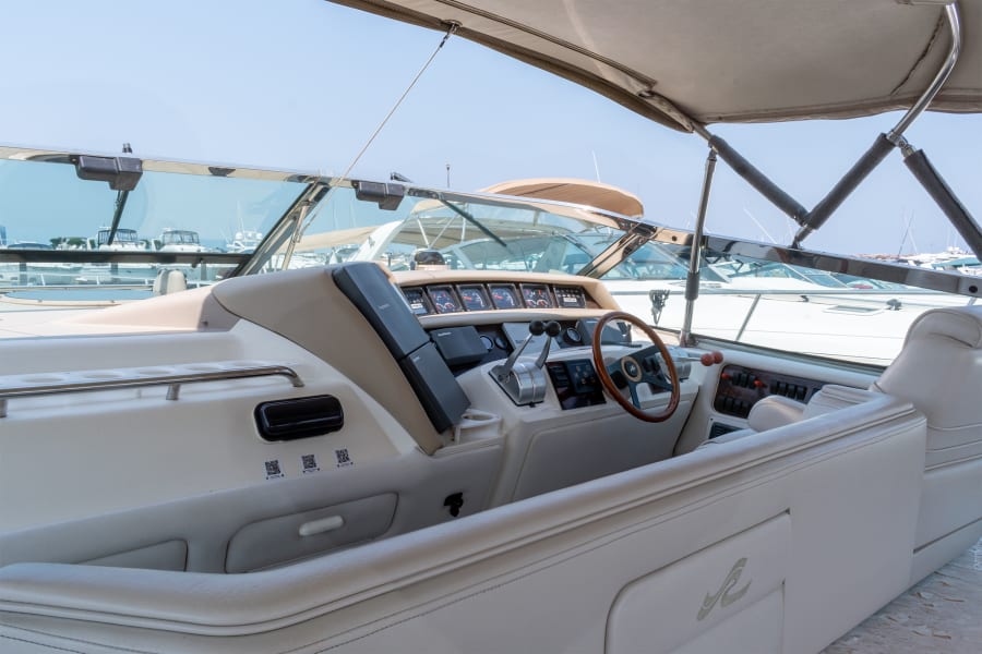 70ft Sea Ray Sun Sport, Chicago yacht charter, photo 9