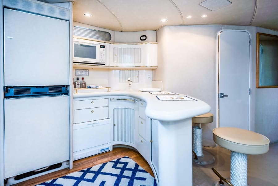 70ft Sea Ray Sun Sport, Chicago yacht charter, photo 13
