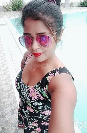 Delhi escorts Sanjana