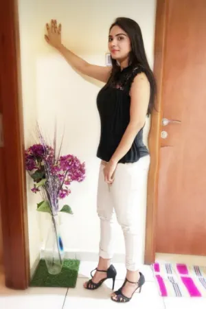 Delhi escorts Divya