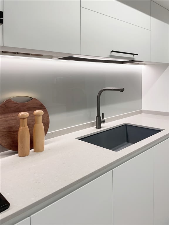 Clamshell Kitchen Worktop Caesarstone Project Marble