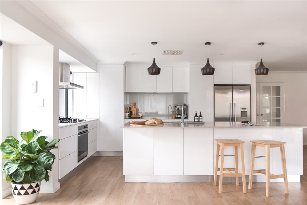 Clamshell Kitchen Worktop Caesarstone Project Marble