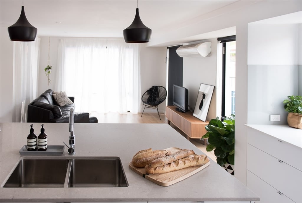 Clamshell Kitchen Worktop Caesarstone Project Marble