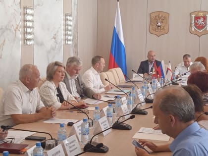 Работа справедливого депутата: Крым и Севастополь обсудили поддержку предпринимателей